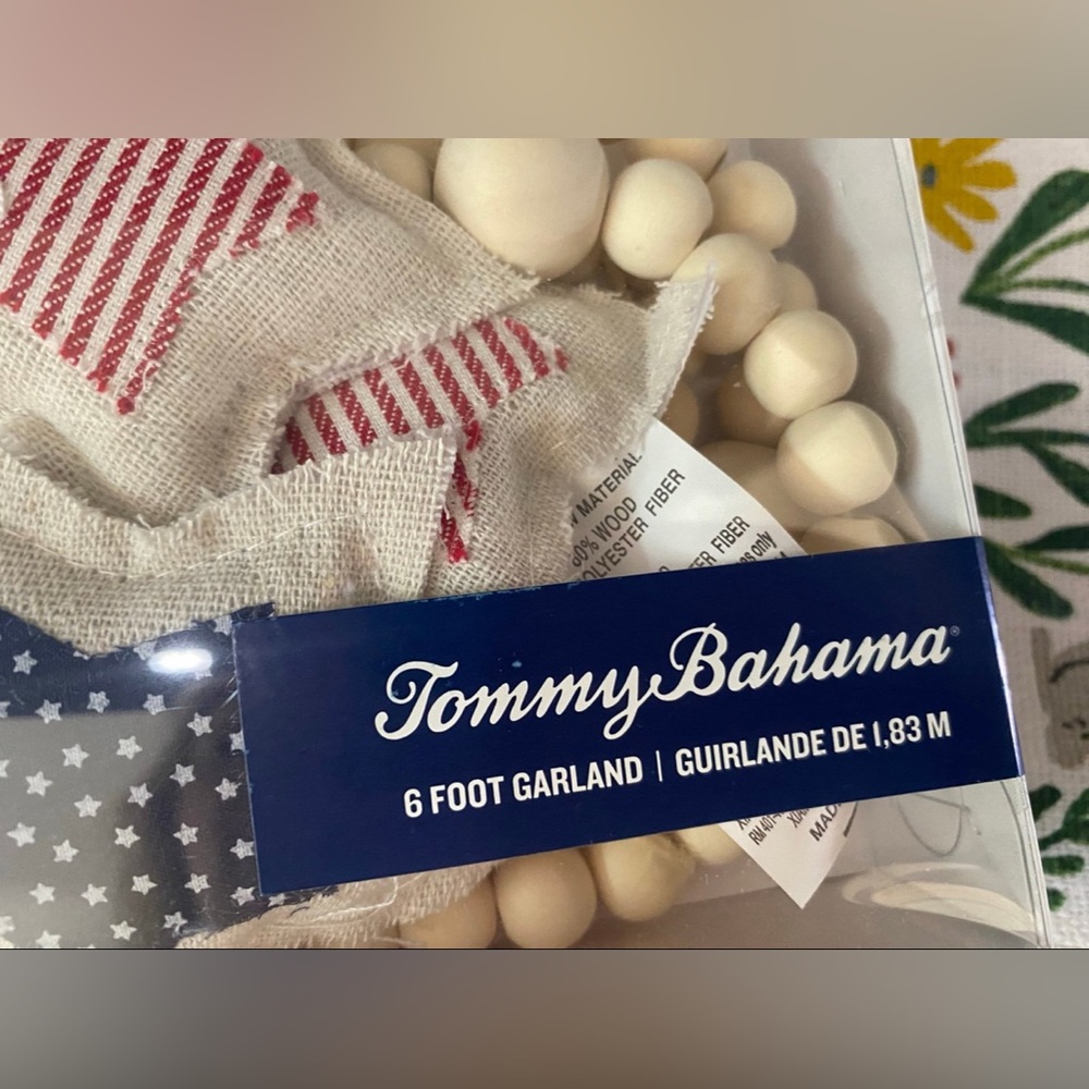 Tommy Bahama Patriotic Beaded and plush stars  6’ garland - Brand New - Picture 5 of 5